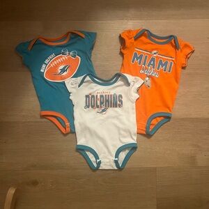 Baby One-Piece Bodysuit Set - Turquoise, Orange, White -all worn less than 2X